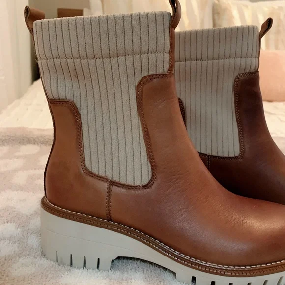 Chestnut boots! NWOT - Picture 4 of 6